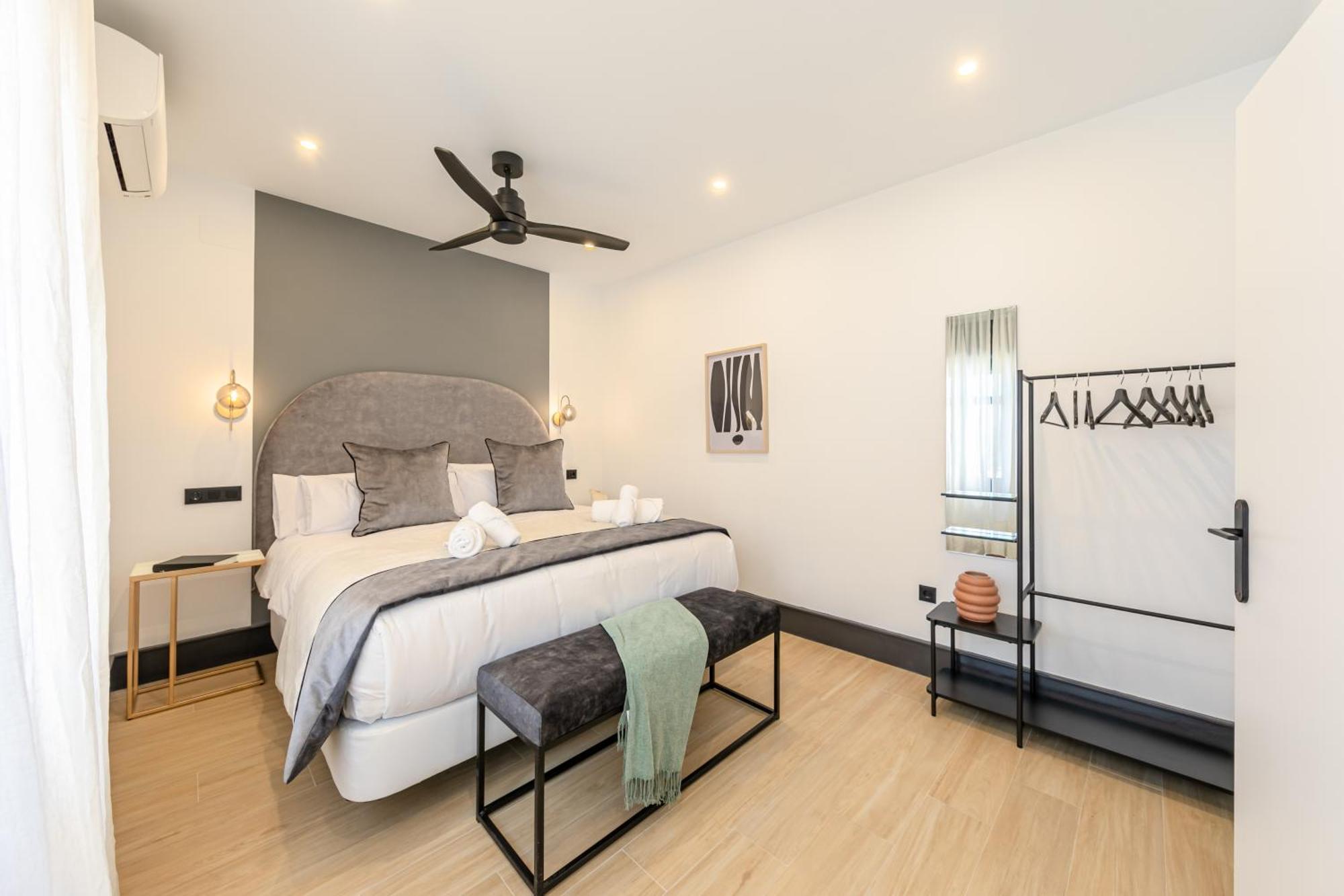 Isg Apartments Catedral 세비야 외부 사진