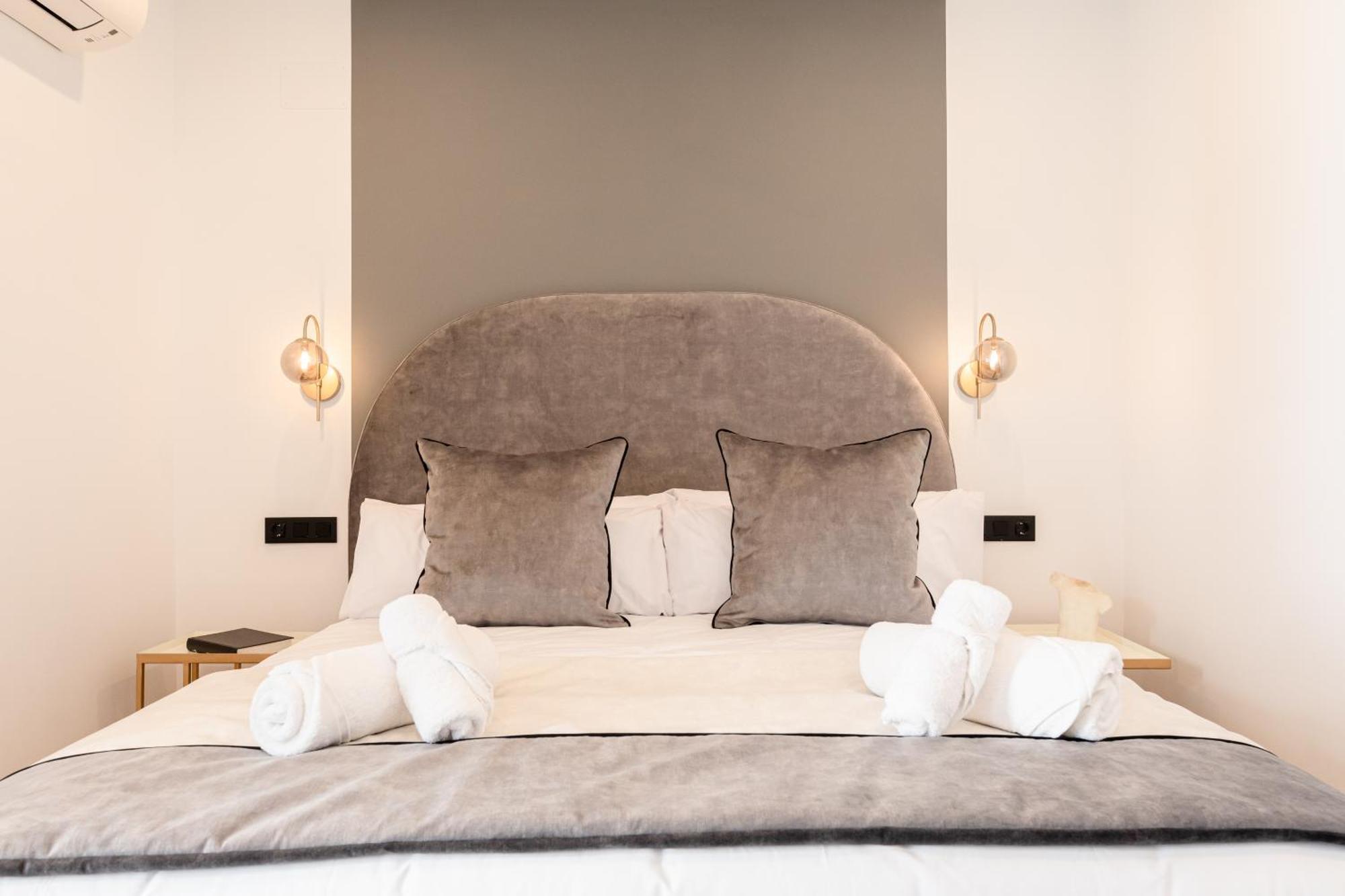 Isg Apartments Catedral 세비야 외부 사진
